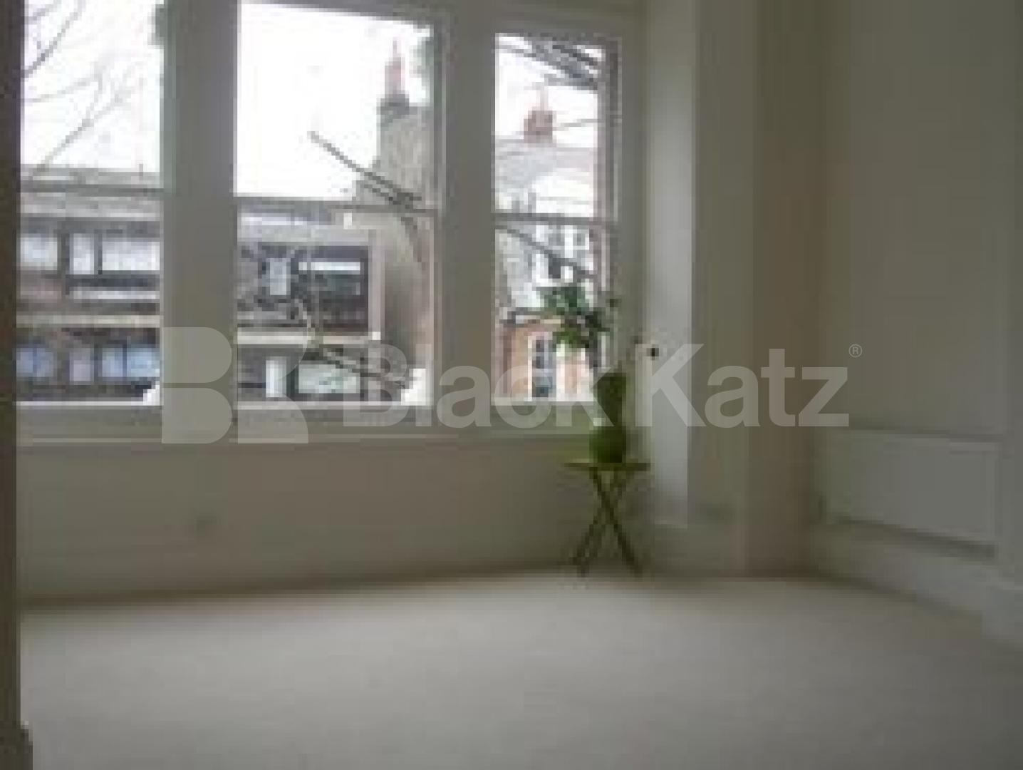 			Studio Apartment, 1 bath, 1 reception Studio			 Jacksons Lane, HIGHGATE
